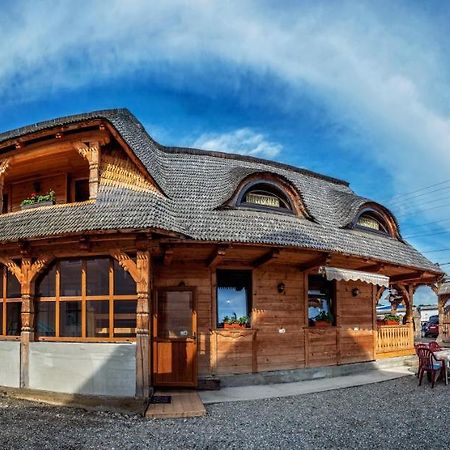 Casa Buga Hotel Vişeu de Sus Eksteriør billede
