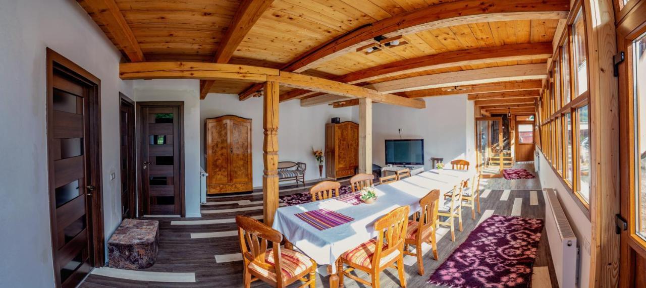 Casa Buga Hotel Vişeu de Sus Eksteriør billede