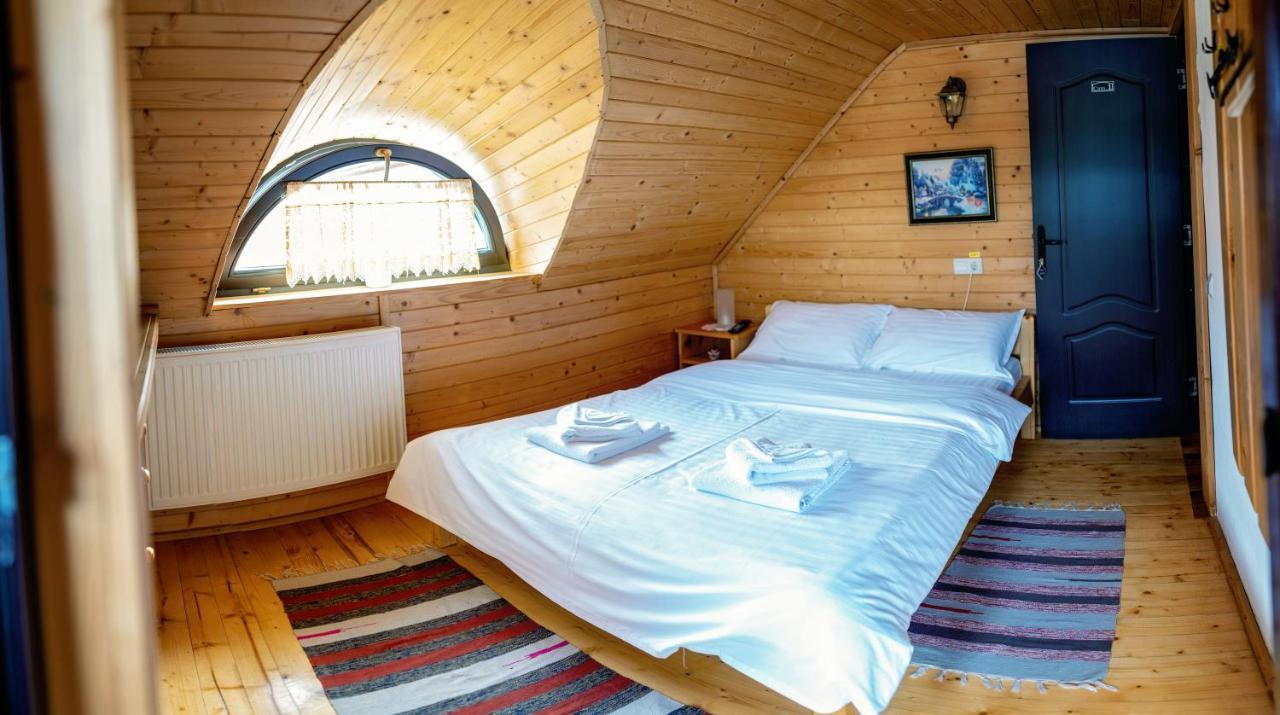 Casa Buga Hotel Vişeu de Sus Eksteriør billede